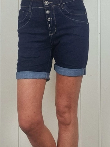 KARINABELL Shorts...